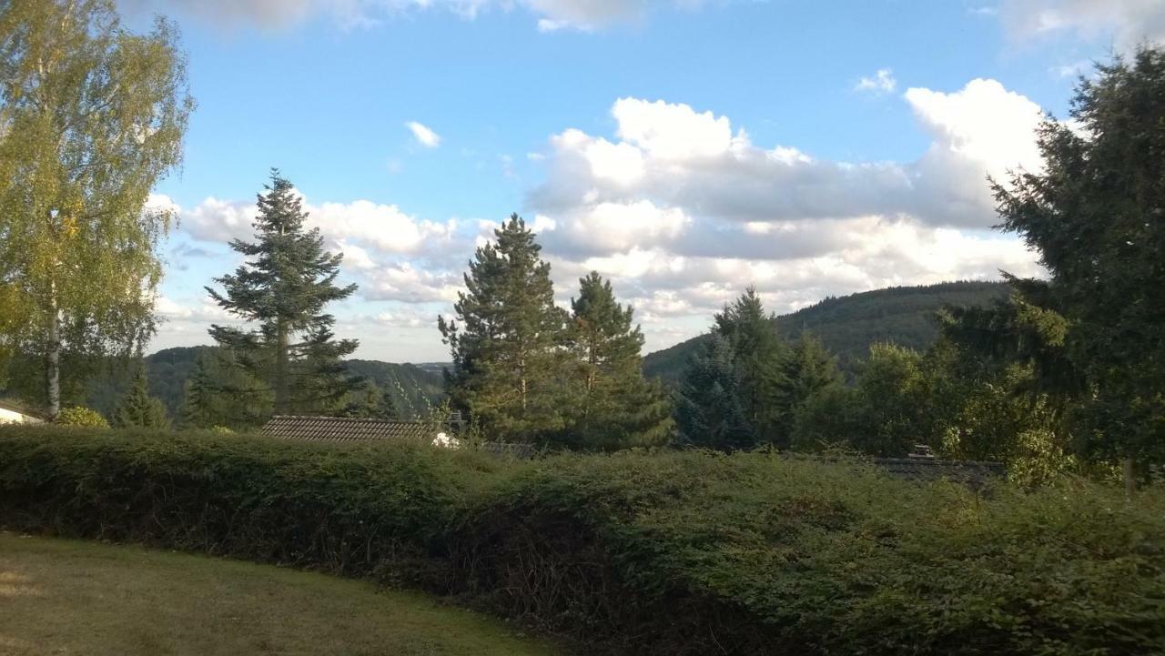 Biersdorf Blick In Die Suedeifel מראה חיצוני תמונה